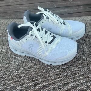 On Women’s Cloudgo Running Shoes